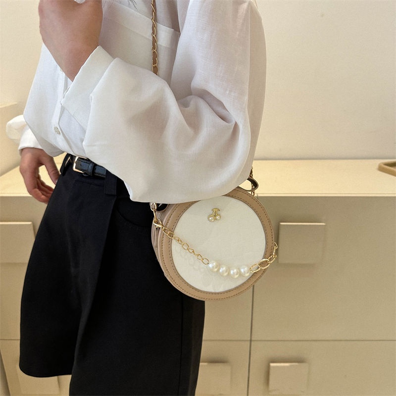 Túi Đeo Chéo Hình Tròn Nhỏ Quai Xích Đính Hạt Ngọc Trai Thời Trang Năm Mới 2023