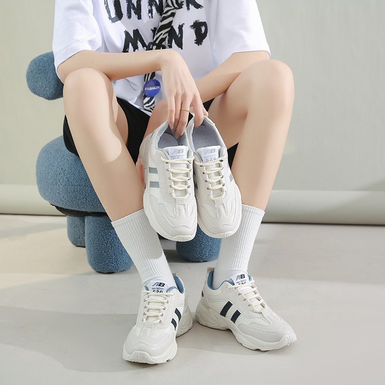 Giày Thể Thao Đế Bằng Phối Lưới Thoáng Khí Thoải Mái Cho Nữ