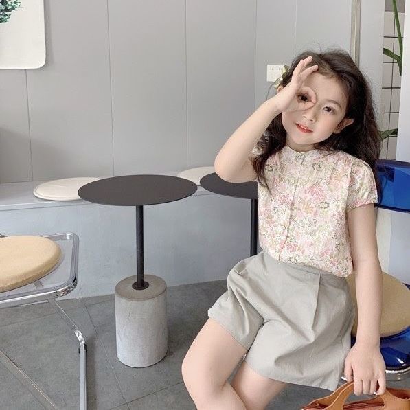 Bộ Áo Thun Tay Ngắn Và Quần Ngắn In Hoa Phong Cách Hàn Quốc Dễ Thương Thời Trang Mùa Hè Cho Bé Gái