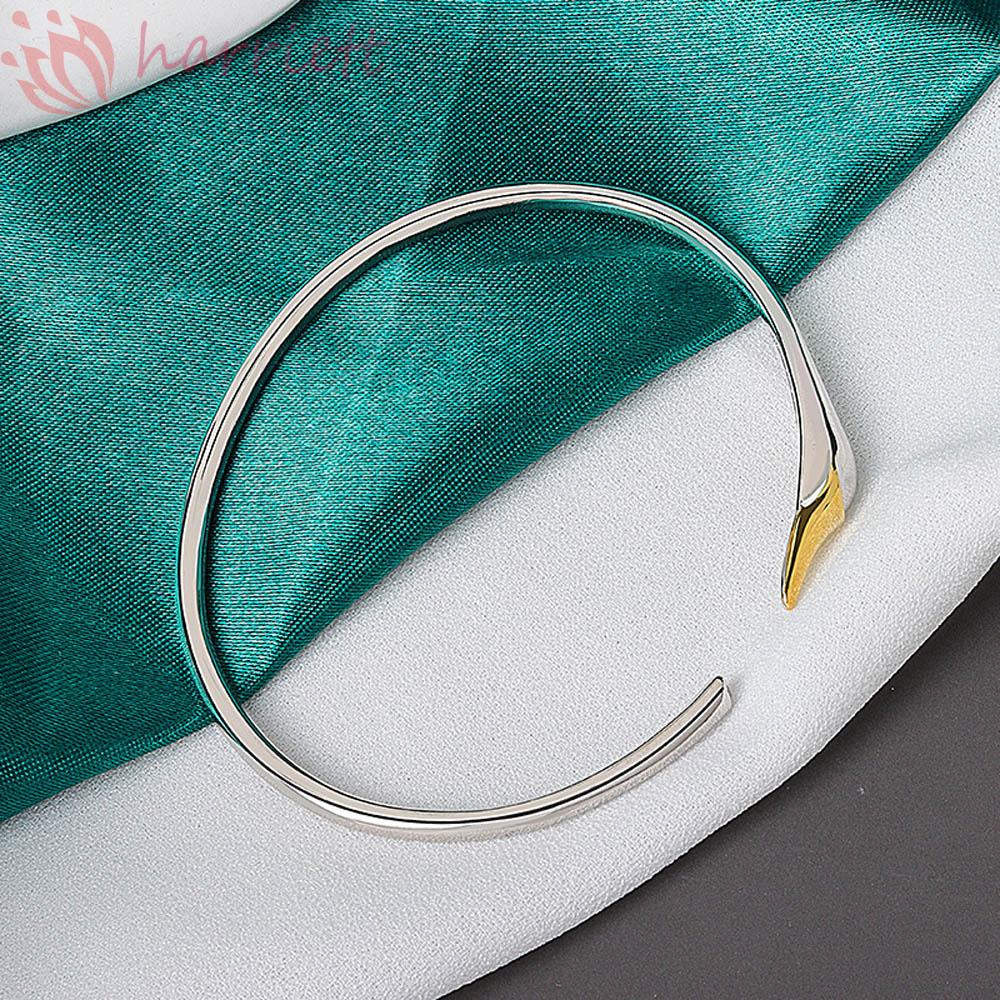 Vòng Tay Hở Hình Thiên Nga Phong Cách Retro