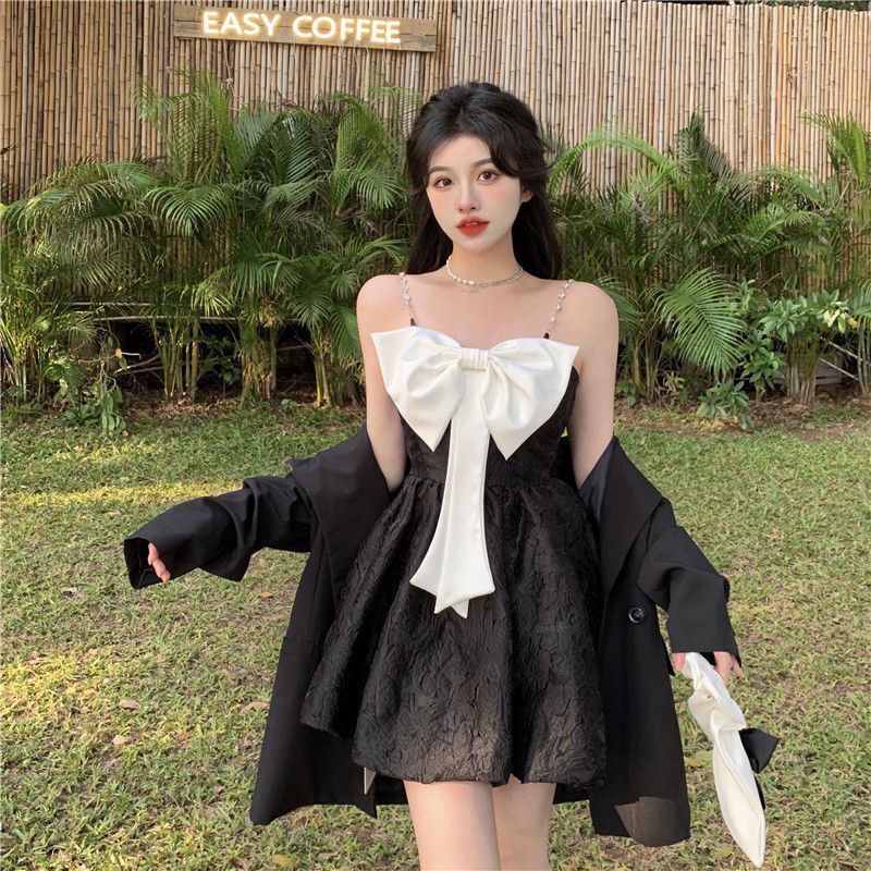 Đầm Hai Dây Mùa Hè 2023 Thiết Kế Ba Chiều Thắt Nơ Nhỏ Phong Cách Mới Cho Nữ