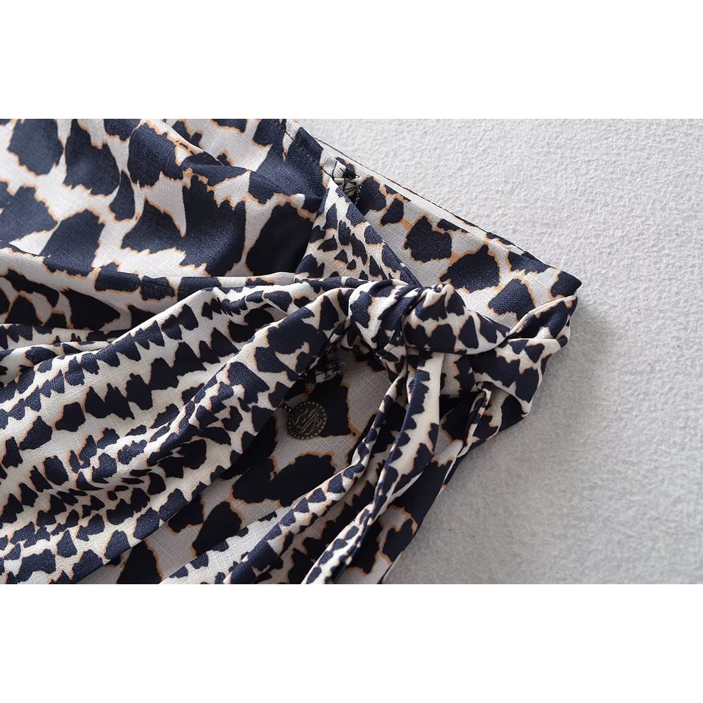 Uibey Chân Váy Dài Lưng Cao In Họa Tiết Đính Hạt Xinh Xắn 3063