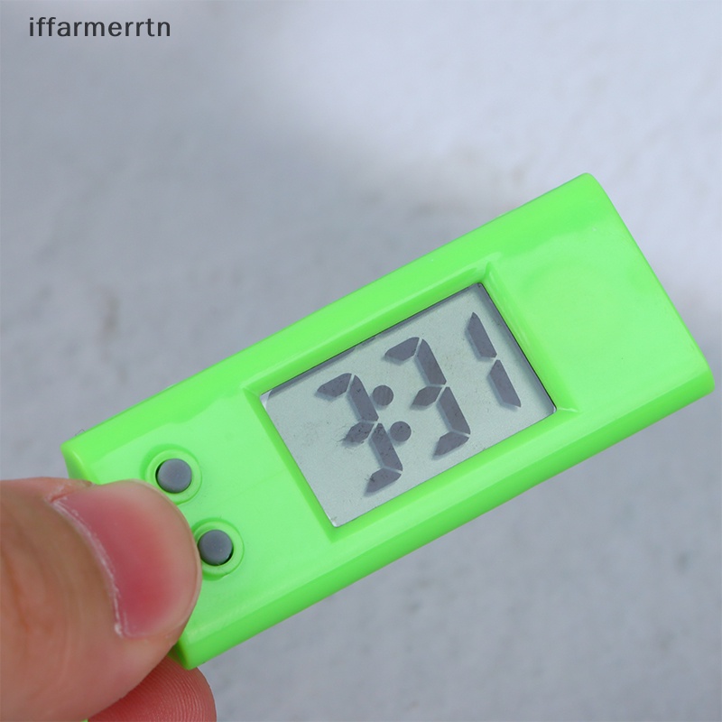 Đồng Hồ Điện Tử Mini Hình Tam Giác Hiển Thị Thời Gian Làm Quà Tặng Cho Nam Nữ Sinh