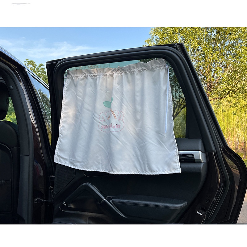 Rèm Che Nắng Cửa Sổ Xe Hơi Có Giác Hút Họa Tiết Hoạt Hình Dễ Thương