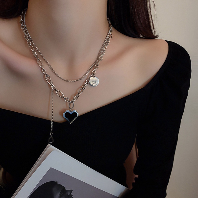 Ygt Vòng cổ Bằng Thép Titan Mặt Tròn Khắc Chữ Love Phong Cách Retro Hàn Quốc Ngọt Ngào Dành Cho Nữ