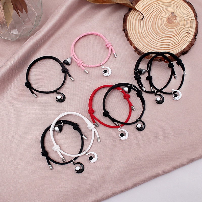 Ygt Set 2 Vòng Tay Mặt Hình Phi Hành Gia Có Từ Tính Thời Trang Cho Cặp Đôi