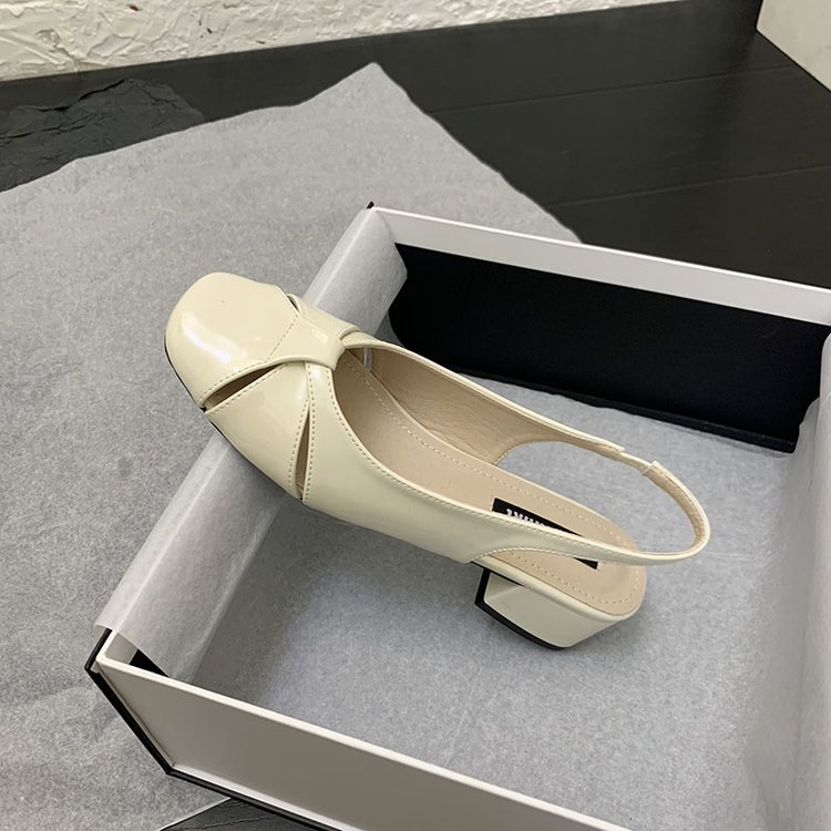 Sandal Đế Thấp 3cm Chất Liệu Cao Su PU Cho Nữ