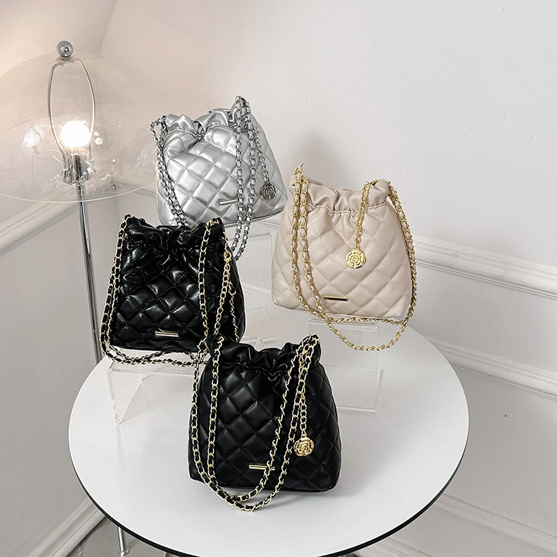 Túi Xách bucket Dây Xích Họa Tiết Kim Cương Cao Cấp Thời Trang niche