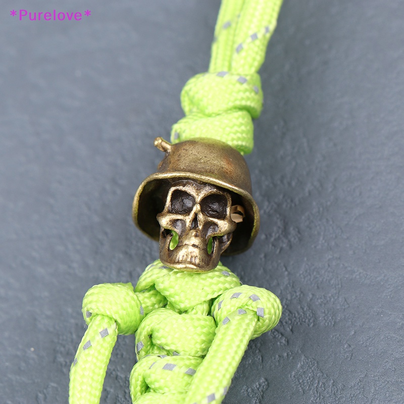 Móc Khóa Dây Thừng Nhỏ Hình Đầu Lâu Đeo Nón Bảo Hiểm Xe Máy / Xe Hơi Phong Cách Retro Mới