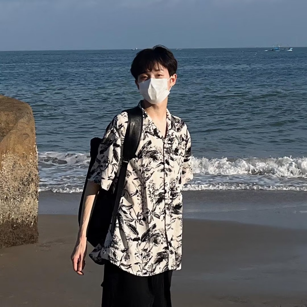 Áo Sơ Mi Lụa Lạnh Mỏng Cao Cấp Tay Ngắn Dáng Rộng Phong Cách Nhật Bản Thời Trang Mùa Hè Mới Cho Nam