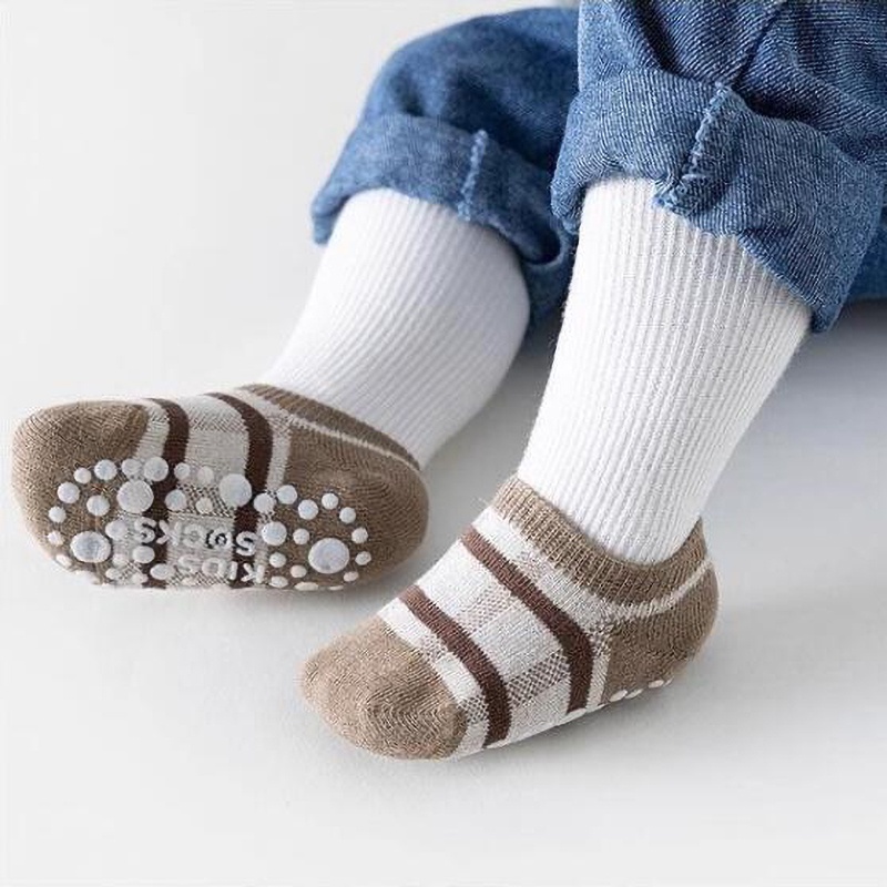 Vớ Cotton Cổ Thuyền Thoáng Khí Chống Trượt In Họa Tiết Gấu Hoạt Hình Dễ Thương Cho Bé Trai / Gái