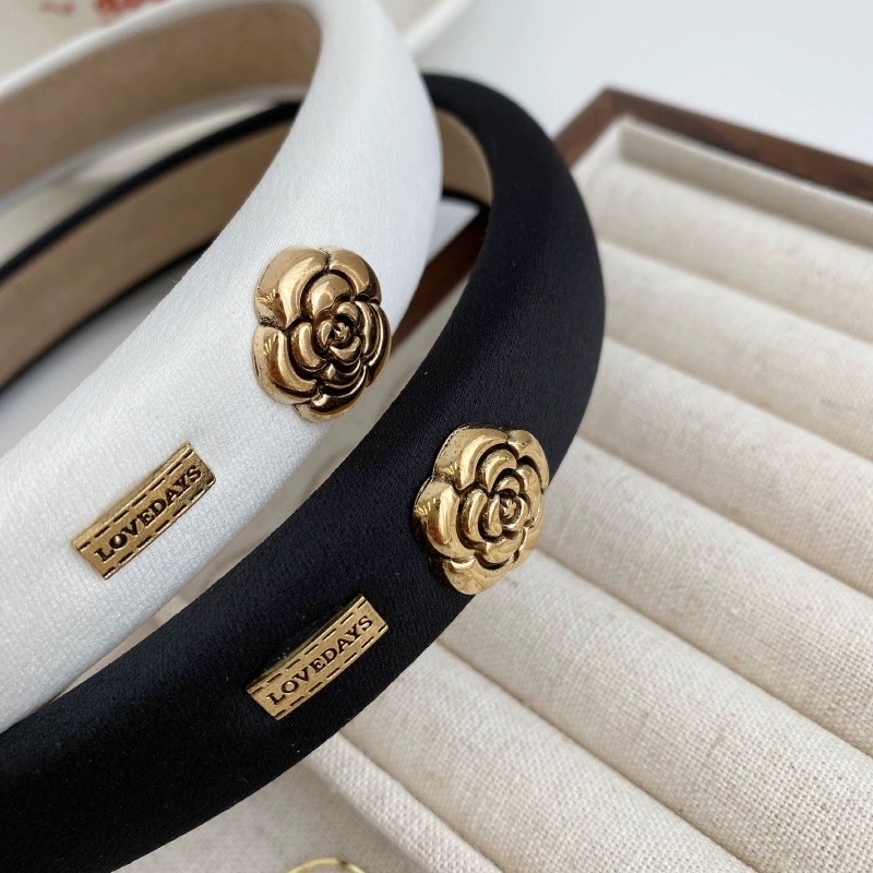 Băng Đô Cài Tóc Bằng Xốp Màu Đen Đính Hoa Trà Phong Cách Dễ Thương Dùng Rửa Mặt