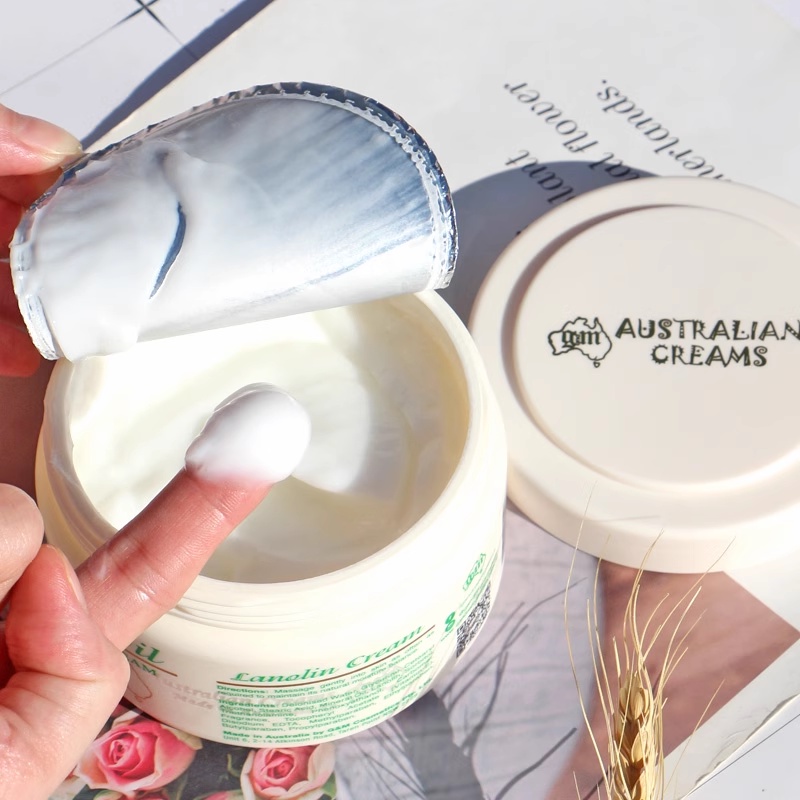 Kem Dưỡng Ẩm Da Mặt Và Cơ Thể Cho Nữ 250g GM Lanolin Úc