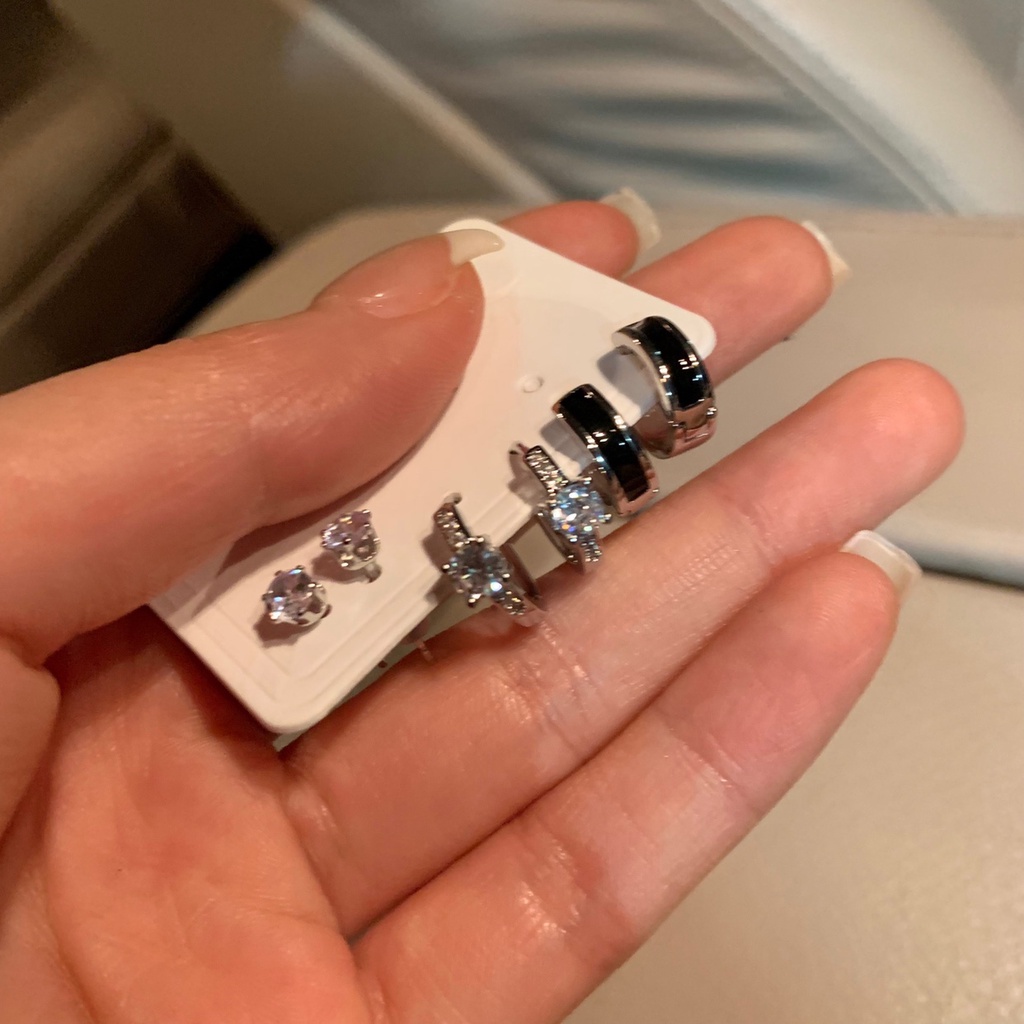 Set 6 Khuyên Tai Dạng Vòng Đen Đính Đá Pha Lê Đơn Giản Dành Cho Nữ