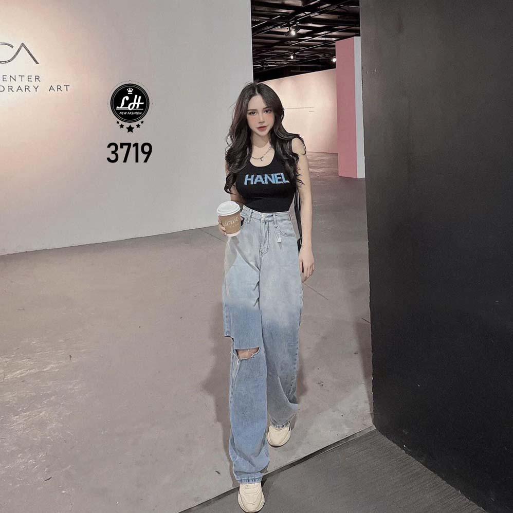 Quần jean nữ ống rộng màu xanh loang rách sườn mảng to Lê Huy Fashion MS 3719