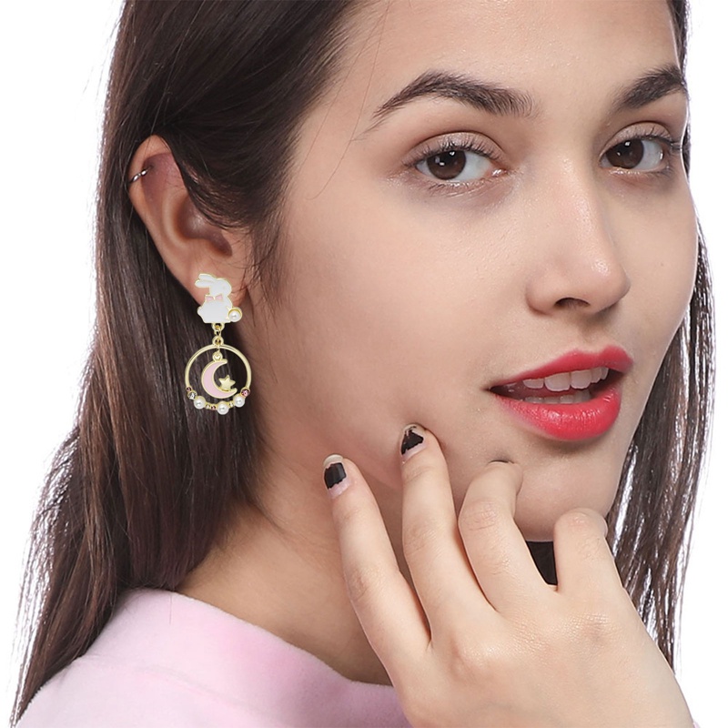 Đôi Khuyên Tai Dài Hình Hoa Và Thỏ Thời Trang Cho Nữ