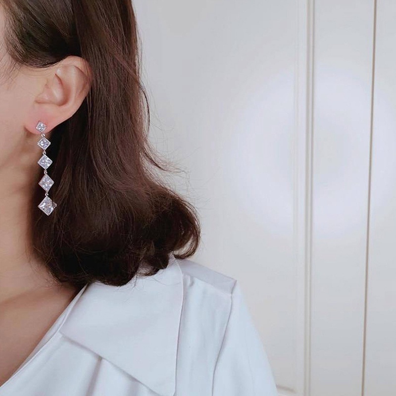 Khuyên Tai Dáng Dài Đính Đá Pha Lê Vuông Thời Trang Cho Nữ