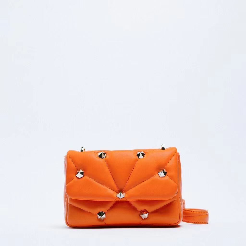 ZARA Túi Đeo Chéo Đính Đinh Tán Thời Trang Cho Nữ