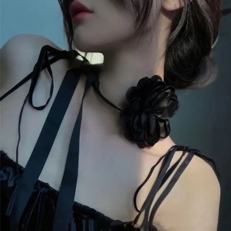 Vòng Cổ Choker Hai Lớp Bằng Vải Satin Trang Trí Hoa Kiểu Cổ Điển Lãng Mạn Sáng Tạo