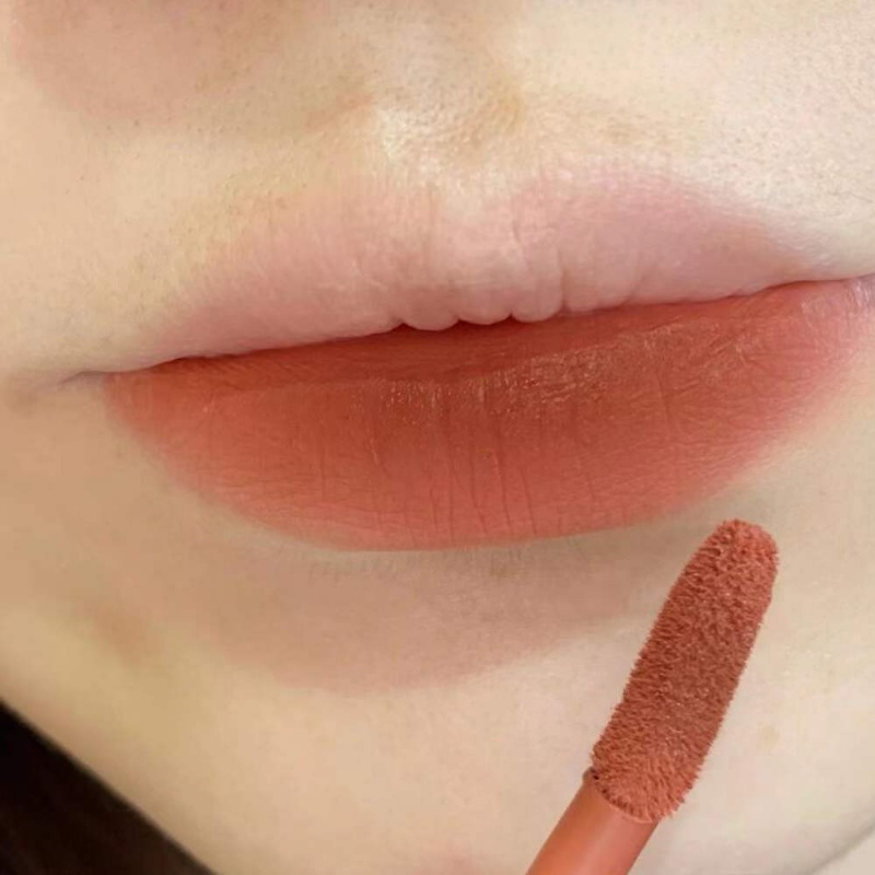 Set 1 / 3 Son Kem Lì Mịn Mượt Như Nhung Kháng Nước Lâu Trôi Và Không Bết Dính