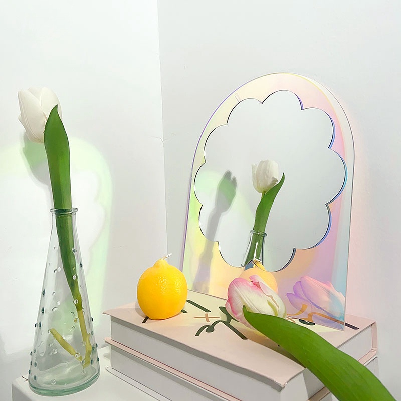 Gương Acrylic Trong Suốt Hình Trái Tim Xinh Xắn