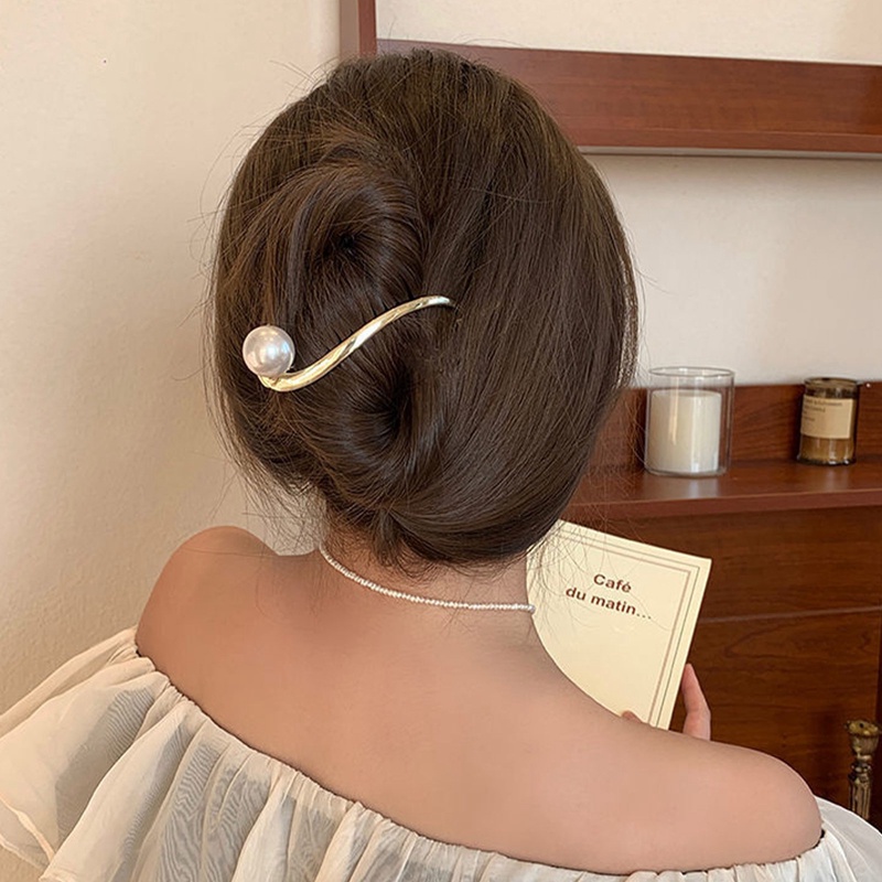 Kẹp Tóc Kim Loại Hình Cá Mập Đính Ngọc Trai Cao Cấp Thời Trang