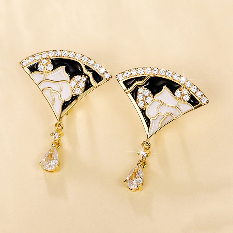 Bông Tai Hình Quạt Tráng Men Màu Trắng Đen Thời Trang Cho Nữ