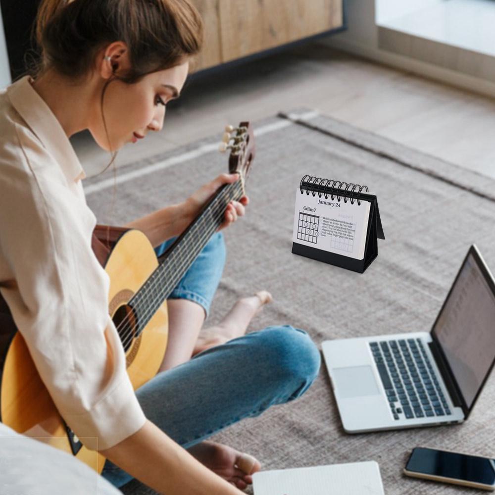 PISTA Lịch Để Bàn 365 Ngày Thiết Kế Hình Đàn Ghita Độc Đáo Phong Cách Mới