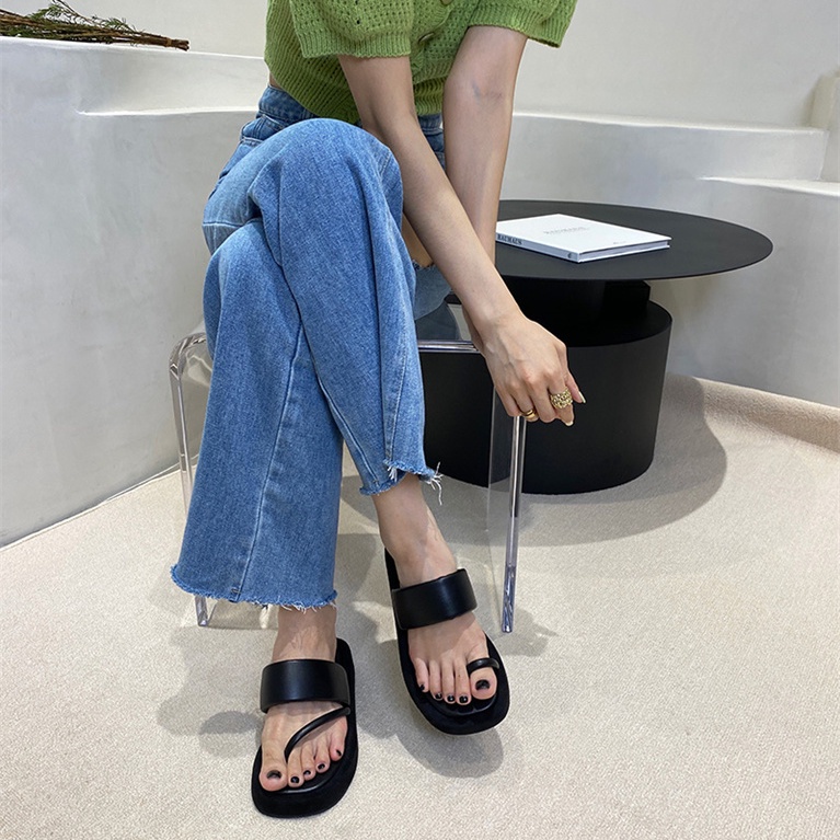 Dép Xỏ Ngón Đế Xuồng Dày Dặn Khử Mùi Chống Trượt Thời Trang Cao Cấp Cho Nữ