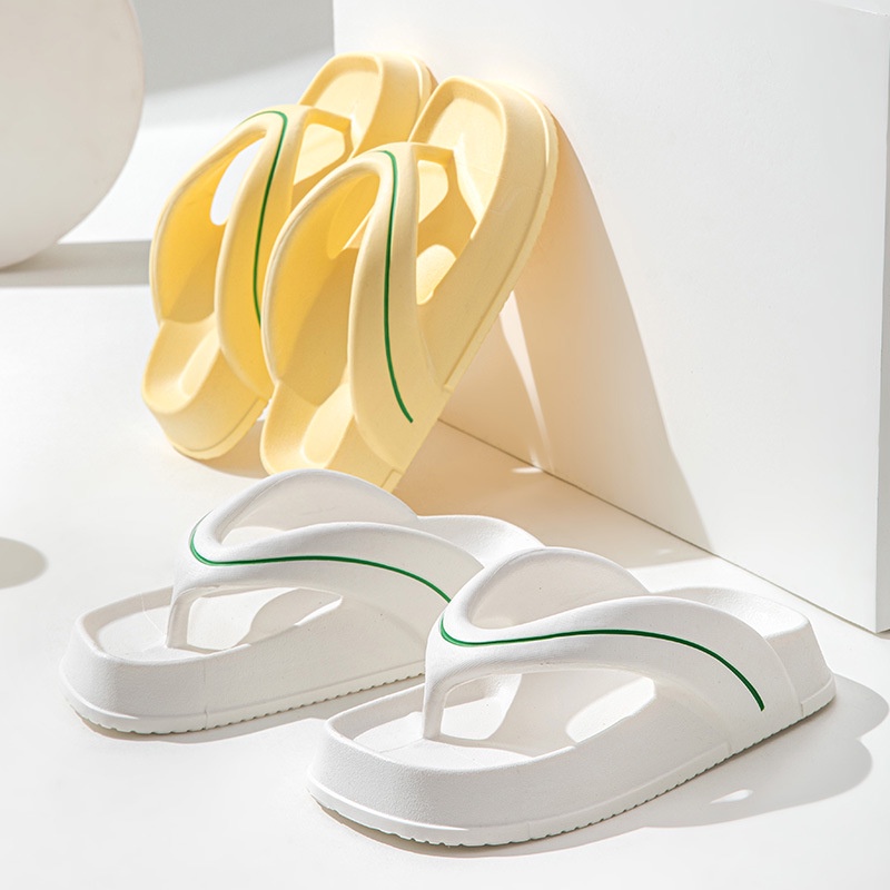 Dép Xỏ Ngón Đế Dày Chống Trượt Trọng Lượng Nhẹ Thời Trang Mùa Hè Độc Đáo Dành Cho Cặp Đôi