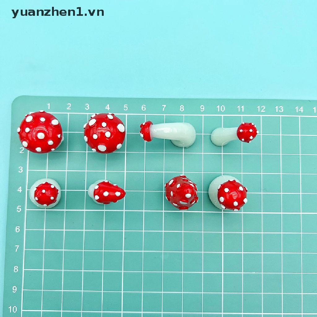 Set 2 Móc Khóa Hình Cây Nấm Dạ Quang Mini Trang Trí Tiểu Cảnh