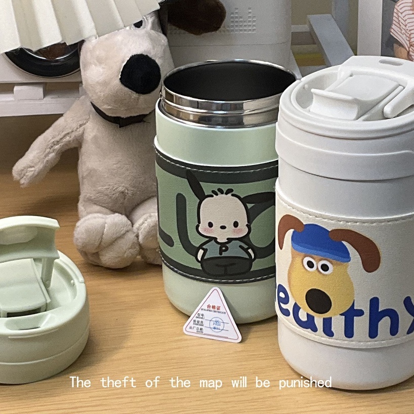 Bình Nước 400ml Bằng Nhựa Dung Tích Lớn Thiết Kế Hình Cún Dễ Thương Kèm Ống Hút Tiện Dụng Cho Bé