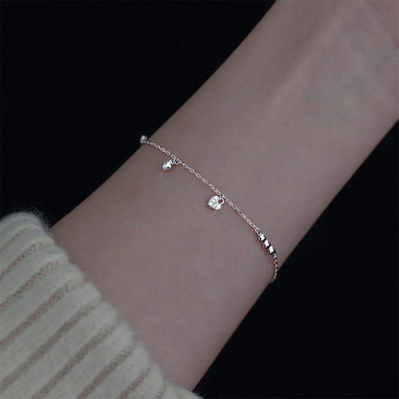 Vòng Tay Bạc Mặt Trái Tim Đính Đá Pha Lê Thời Trang Cho Nữ