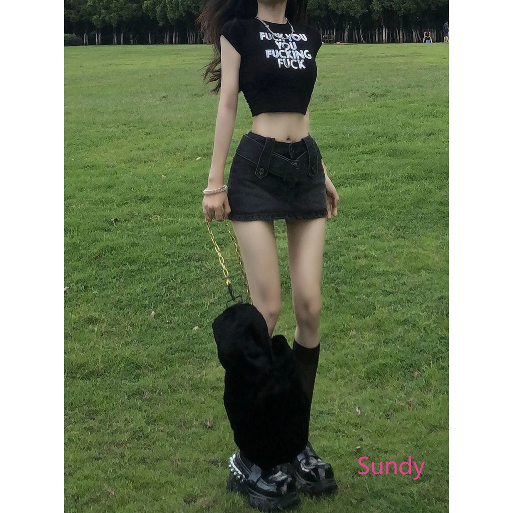 Áo Croptop Tay Ngắn In Chữ Đính Kim Tuyến Lấp Lánh Thời Trang Mùa Hè Quyến Rũ Cho Nữ