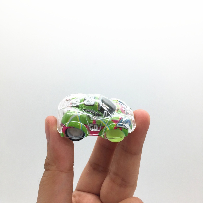 1 Mô Hình Xe Đua Mini Graffiti Độc Đáo