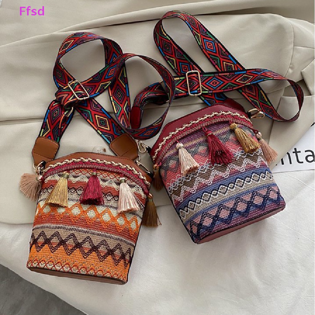 1 Túi Xách Đeo Vai Phong Cách Dân Tộc Retro Thời Trang