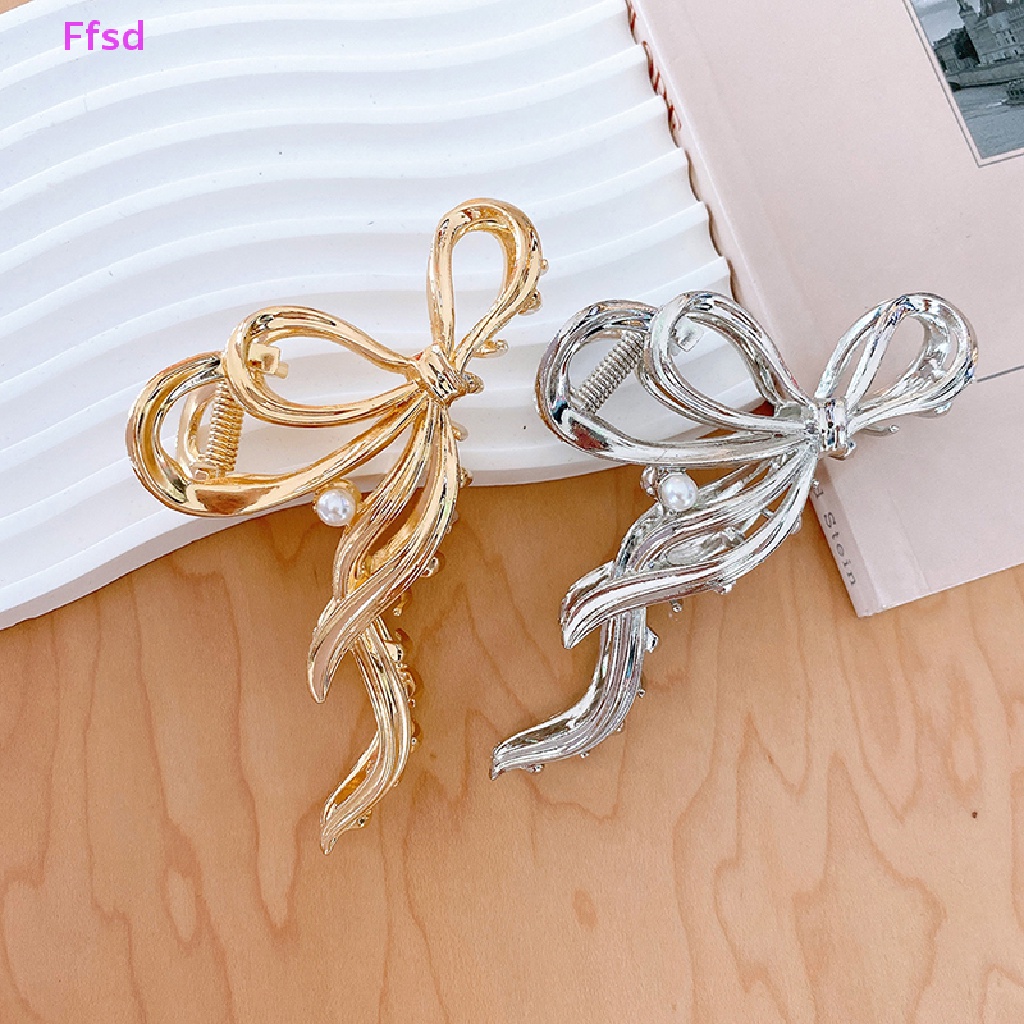 Kẹp Tóc Hình Cá Mập Đính Ngọc Trai Giả Bằng Kim Loại Cho Nữ