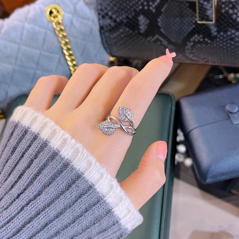 Nhẫn Đính Hôn Nữ Thiết Kế Độc Đáo Sáng Bóng Đính Đá Zircon Hình Lá Nhỏ Tinh Tế