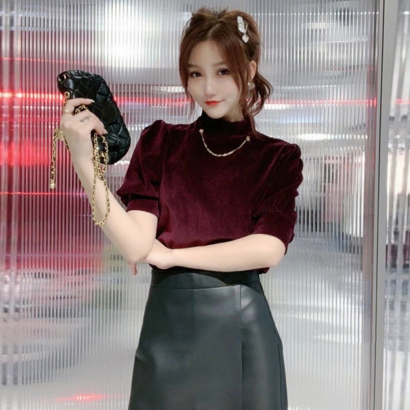 Áo nhung đính xích tay bồng