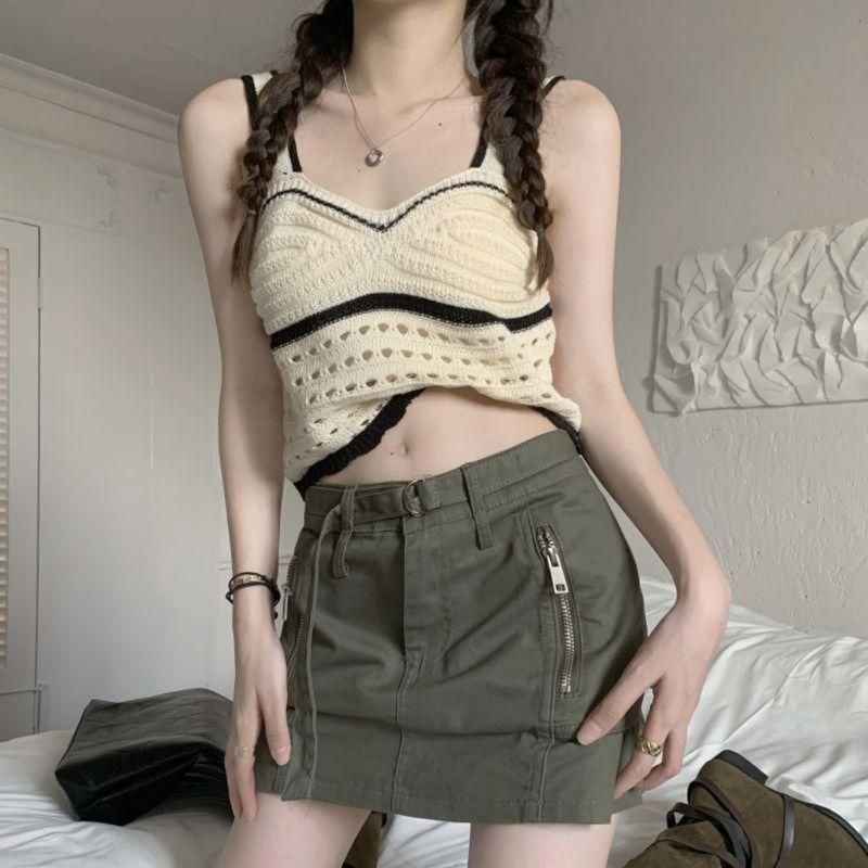 Áo Lửng Không Tay Cổ V Đan Dây Quyến Rũ Cho Nữ