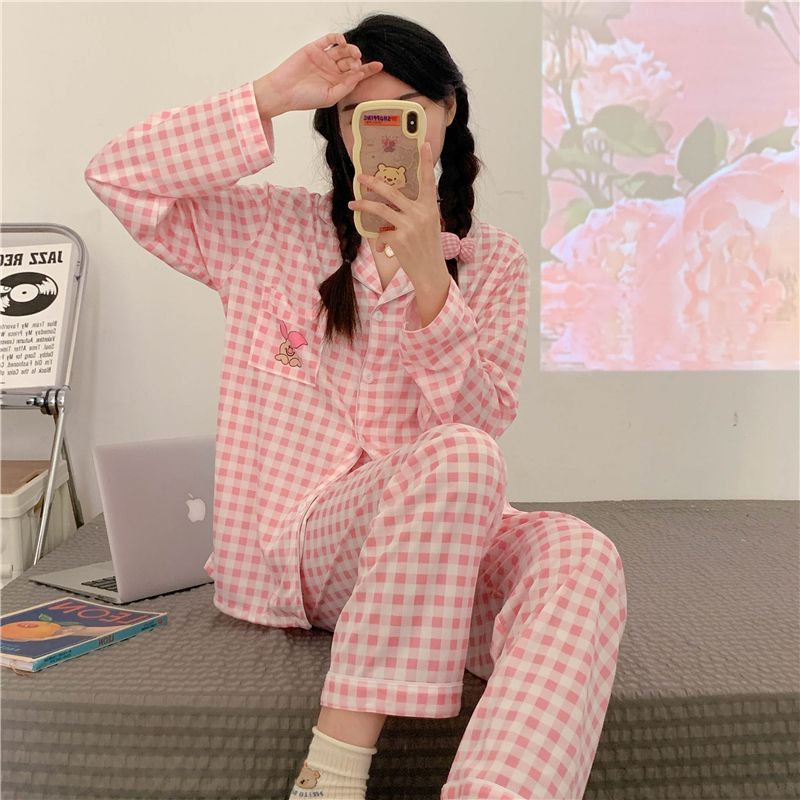 Bộ Đồ Ngủ Pijama Tay Dài Họa Tiết Caro Màu Hồng Dễ Thương Thời Trang Xuân Thu Cho Bạn Gái