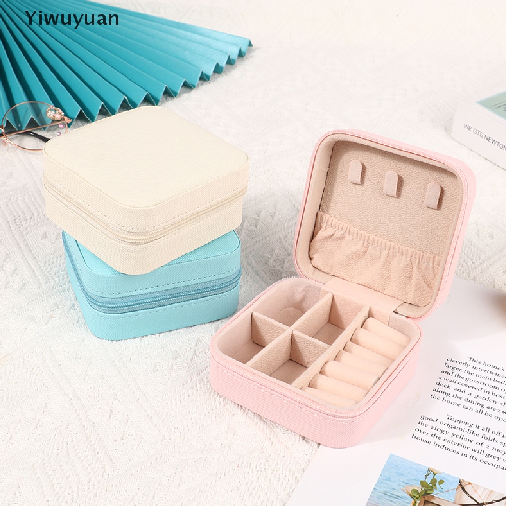 Hộp Đựng Trang Sức Bằng Da PU Sang Trọng