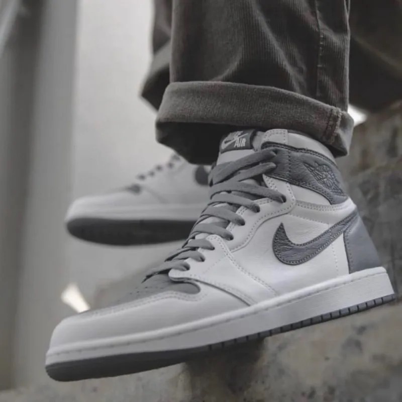 *CHÍNH HÃNG* Giày thể thao Sneaker NIKE Air Jordan 1 Retro High OG Stealth màu Xám Trắng - Code: 575441 - 037