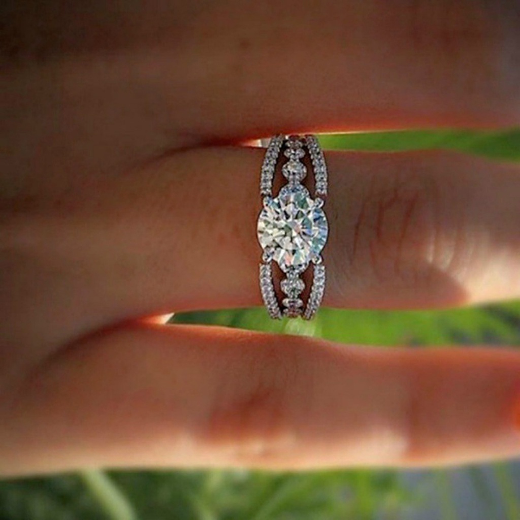 Nhẫn Đính Hôn Khoét Rỗng Mạ Điện Đính Đá Zircon Lấp Lánh Cho Nữ