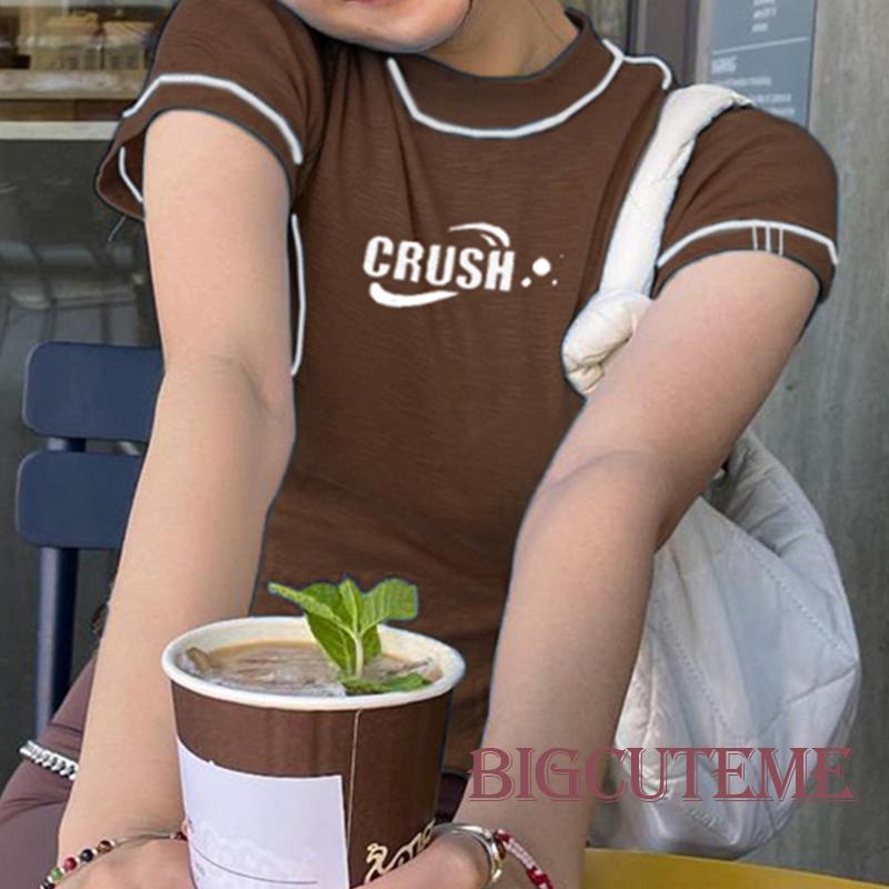 [] Áo Thun Crop Top Nữ Cổ Tròn Tay Ngắn In Chữ Stitch Màu Nâu Tương Phản
