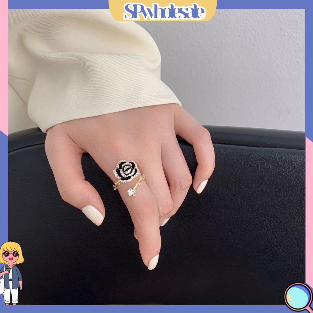 &lt;SPwholesale&gt; Nhẫn Cưới Dạng Hở Hình Hoa Hồng Đen Phong Cách Vintage Chất Lượng Cao Tuyệt Vời Cho Nữ