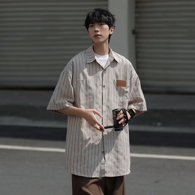 Áo Sơ Mi Ngắn Tay Dáng Rộng Hoa Văn Kẻ Sọc Thời Trang Dành Cho Nam