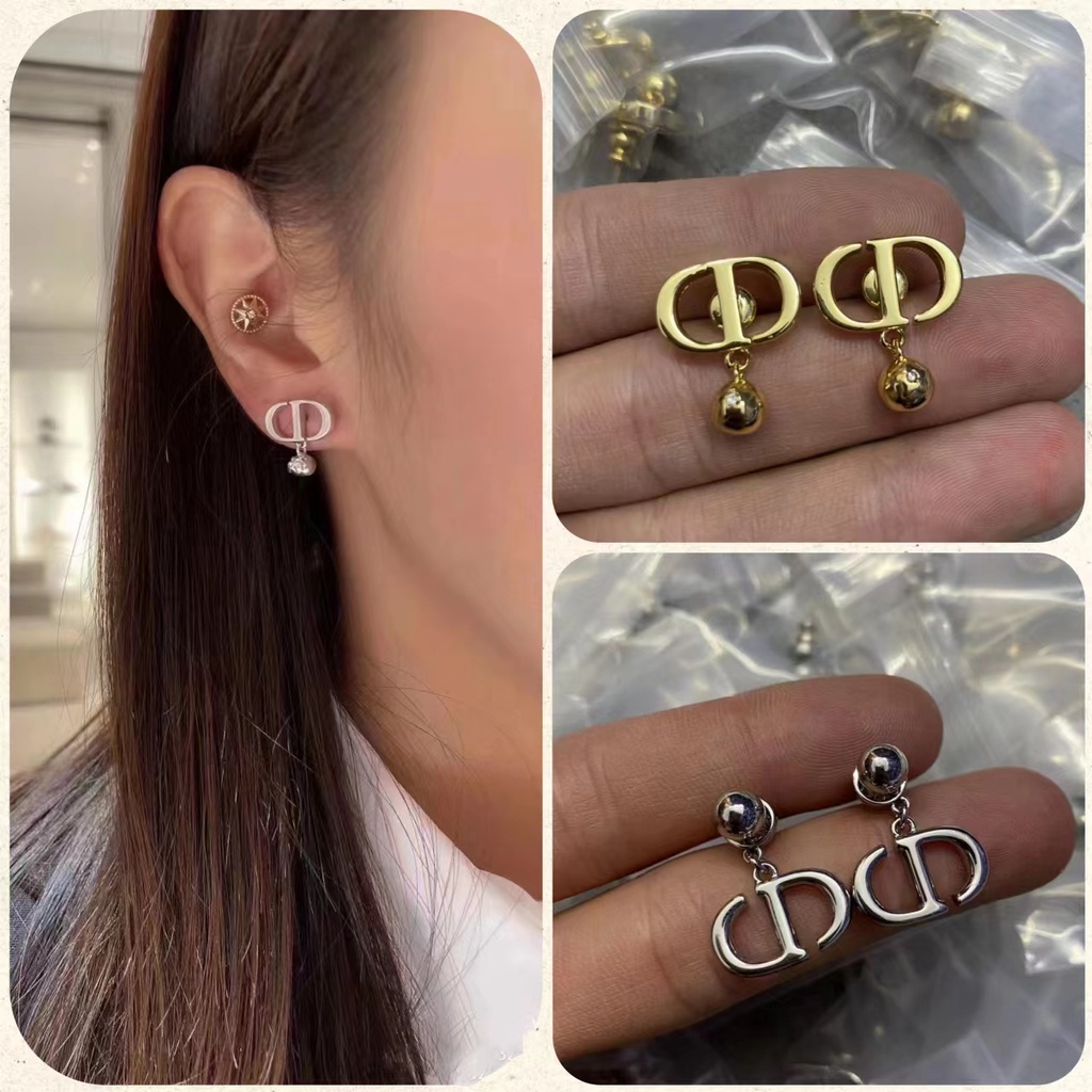 'TOP'PETIT CD Earrings Vàng Hoàn thiện Kim loại và Trắng Giả Crystal Trang trí Vàng Hoàn thiện Bông tai Stud Brass Mạ vàng Với Thép In Hàn Quốc 2023 Mới Tái tạo Thanh lịch Vintage Thời trang Không phai 925 Bạc Kim cho Phụ nữ