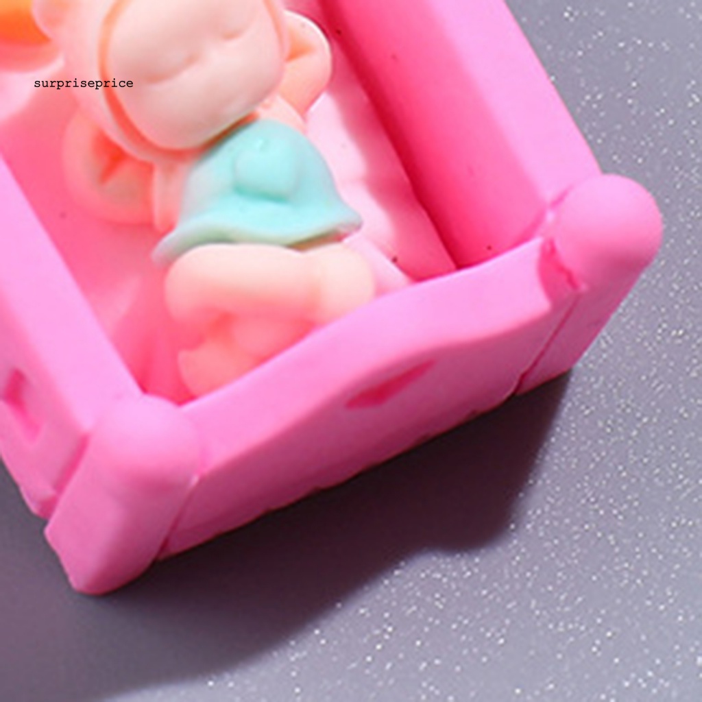 Đồ trang trí Giường Ngủ Em Bé Bằng Nhựa Họa Tiết Hoạt Hình Trang Trí Nhà Búp Bê