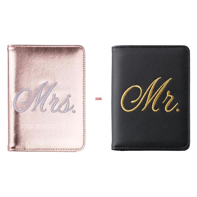 Ví Đựng Hộ Chiếu In Chữ Mr &amp; Mrs Xinh Xắn
